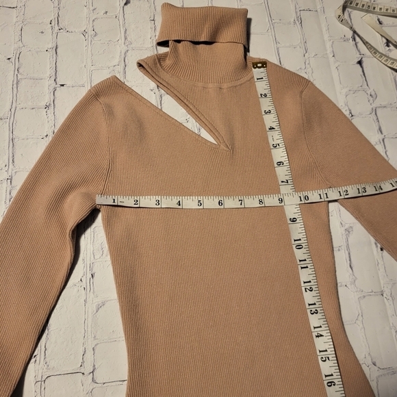 A.L.C. West Dress Cutout Turtleneck Nude Dress Size XS - Picture 10 of 12